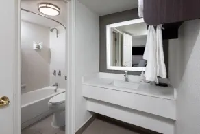 La Quinta Inn by Wyndham Omaha West - Casa de banho