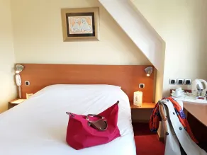 Hôtel Le Chat Botté, Valenciennes - Chambre