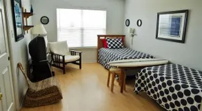 Beach Access! Group-Friendly Galveston Retreat - Værelse