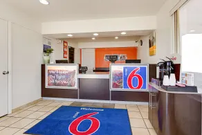 Motel 6-Tempe, AZ - Scottsdale South - Hall
