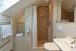 Iris am See garni - Bathroom