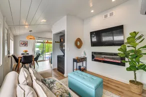 Couples Retreat w/ Water Access to Lake Champlain - Interior