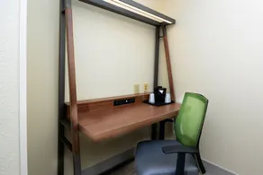 Holiday Inn Express & Suites Raleigh Durham Airport at RTP by IHG - Room