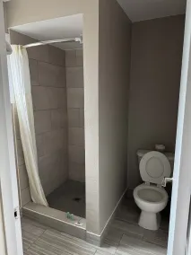 Studio 6 Suites Vancouver WA Waterfront - Salle de bain