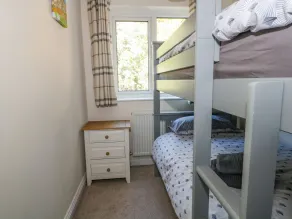 6 Hunters Green Close - Room