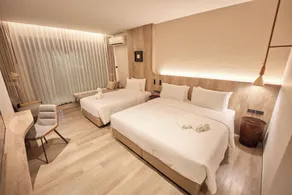 Unya Hotel Ubon - โรงเเรมอัญญาอุบล - Chambre