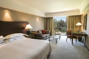 Sheraton Pilar Hotel & Convention Center - Habitación