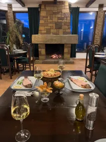 Pensiunea Poiana Izvoarelor  - Restaurant