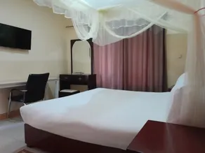 Linde Hotel - Room