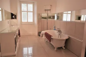 Stronachlachar Lodge - Bathroom