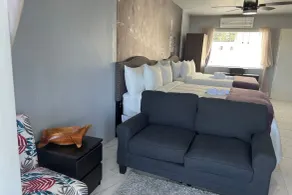 Lavender Moon Villas - Room
