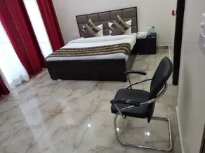 SRM House - Room