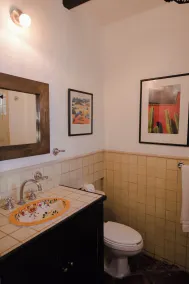 Casa Quetzal - Bathroom