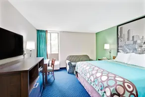 Super 8 by Wyndham Brockton - Chambre