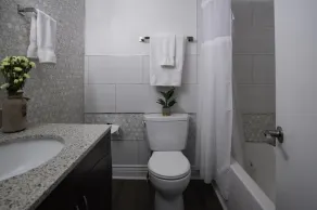 5 BR - Sleeps 10! Best Location next to French Quarter! - Bad