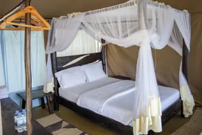 Find a quiet Beach resort at Rushel Kivu Resort - Quarto