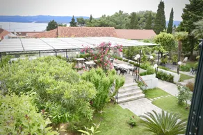 Villa Giardino Heritage Boutique Hotel Bol - Vista do quarto