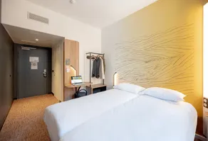 B&B HOTEL Toulon Centre Gare - Chambre