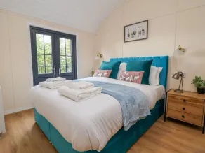The View - Room