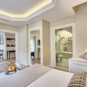 Trevi Palace Luxury Apartments - Vue de la chambre