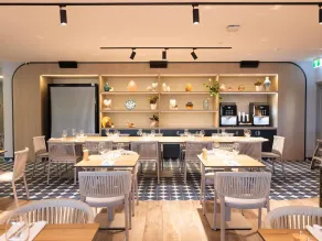Ibis Darwin Airport Hotel - Restaurant