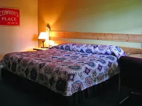 Double JJ Resort - Quarto