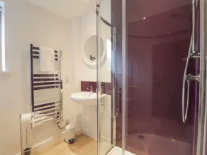 Skye Falls Chalet - Badrum