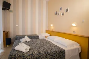 Hotel Arlecchino Riccione - Rom