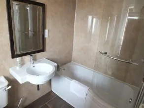 Springwood Room Only Accommodation - Bathroom