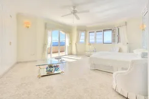 Luxury Villa With Pool and Spectacular View in Javea - Room