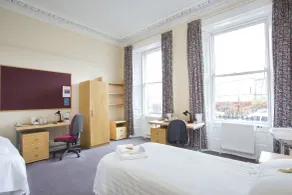 McIntosh Hall - Campus Accommodation - Habitación