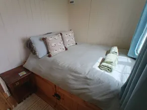Dinky's Den, a Beautiful Tiny Home - Værelse