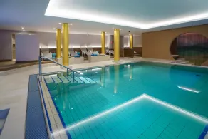 AMBER HOTEL Bavaria Superior - Piscine