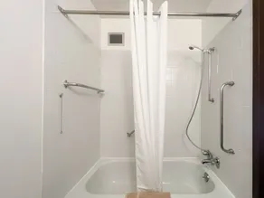 WorkStay Lodging - Spy Hill, SK - Near Esterhazy, Rocanville & Potash Mine Sites - Bathroom