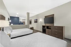 Best Western PLUS Revere Inn & Suites - Rum