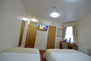 Best Western Greater London - Room