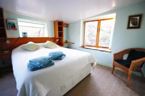 Bryn Elltyd Eco House - Room