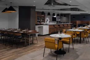 Courtyard by Marriott Calgary Downtown - Restaurant