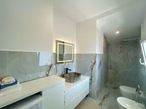 Ishëm Greenview Apartments - Bathroom