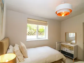 Hillside - Room
