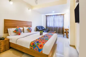FabHotel Jansi Deluxe - Nr Gandhipuram Bus stand - Chambre