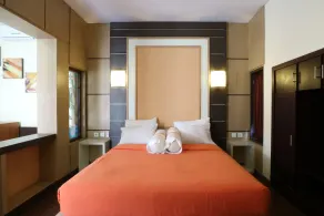 Kondra Premiere Guest House Kuta - Room