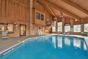 Baymont by Wyndham Zanesville - Piscine