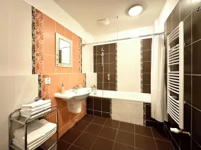 Slunecni Lazne Apartments - Bad