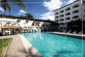 Hotel Gran Plaza & Convention Center - Vue de la chambre