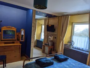 Farmhouse B&B Family stay or Romantic break, on our smallholding close to Narberth - Room