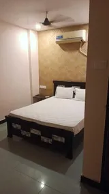 Hotel O Banjara Lake Hyderabad Formerly Lakeview Palace - Room