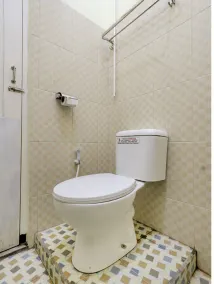 Capital O 90709 Djati Guest House - Bathroom