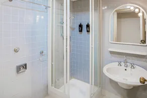 B&B HOTEL Fabriano Janus - Badeværelse