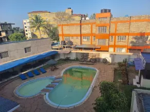 BUNGOMA ROYAL SUITES - Piscina